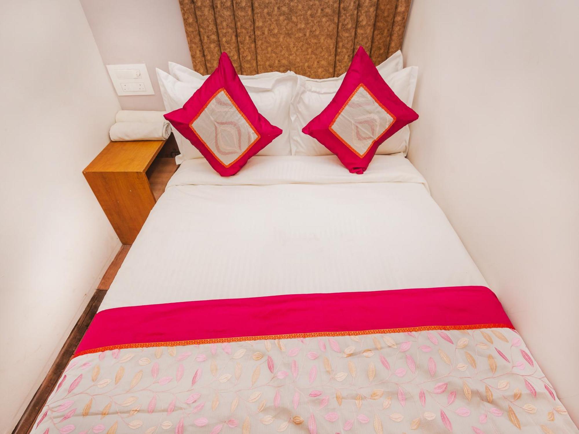 New Afra Hostal *
