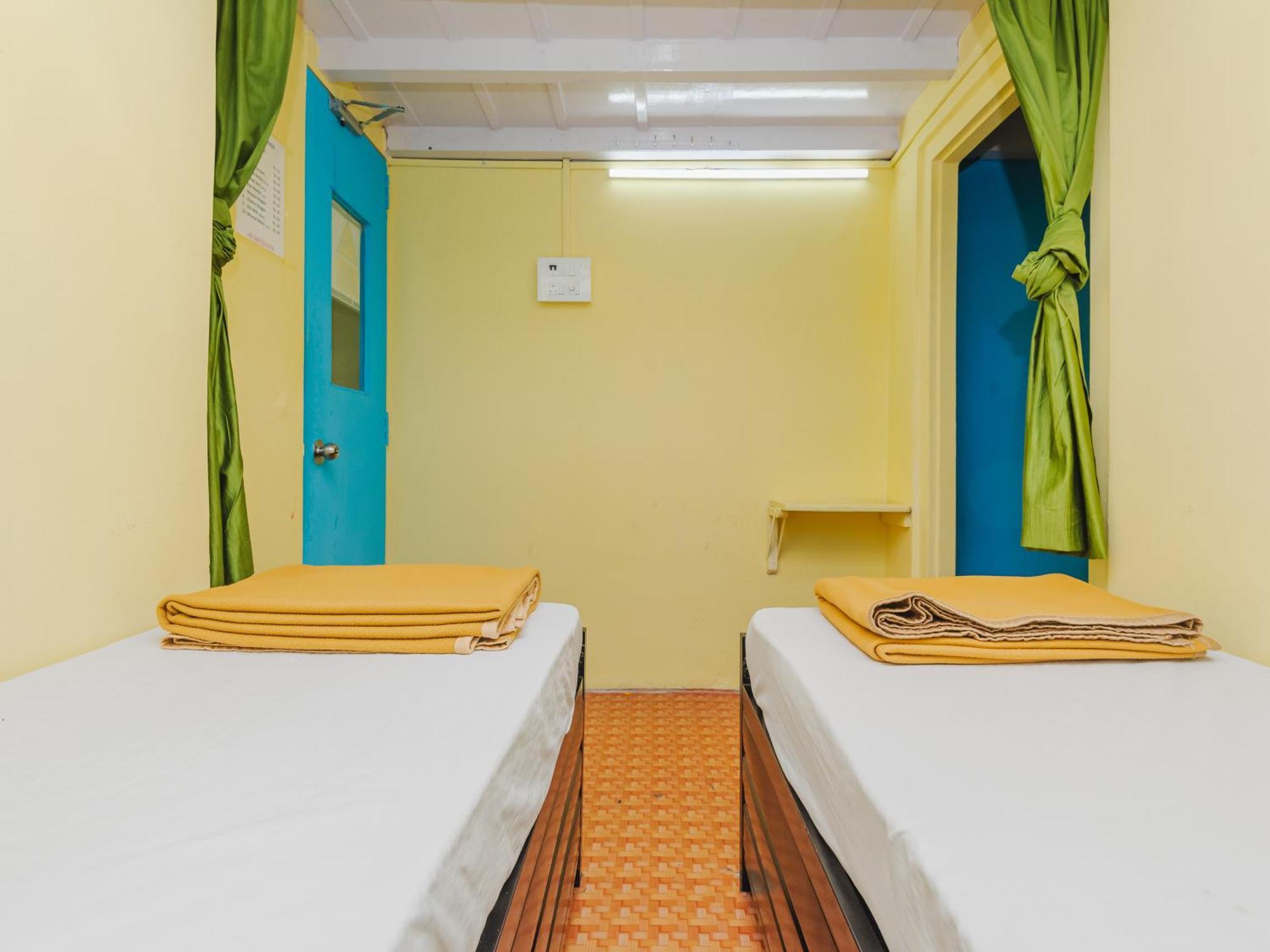 Hostal New Afra *