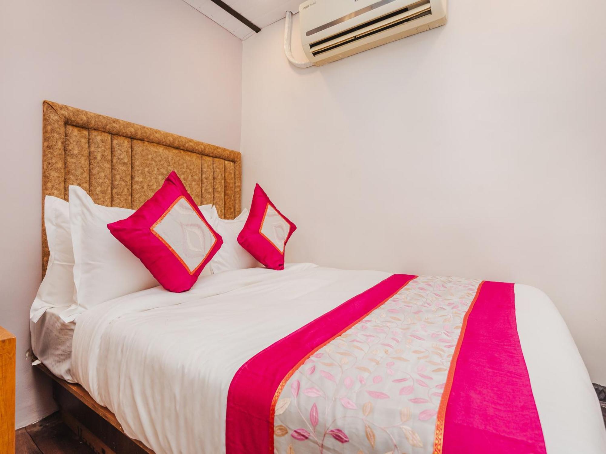 Hostal New Afra *